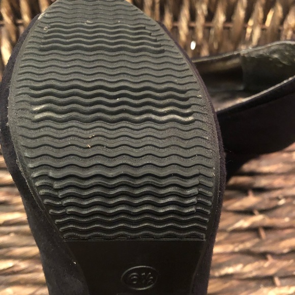 PREOWNED XHILARATION OPEN TOE HEELS WITH BOW CUTOUTS SIZE 6.5 - Picture 9 of 9